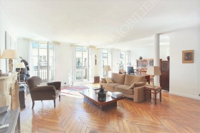 Paris 1er – Fontaine Molière - Palais-Royal
Immeuble ancien - fin XVIIIème siècle  
Appartement traversant - Expositions Est /Ouest
95 m² LC - 4ème étage avec ascenseur 
 - Photo 1