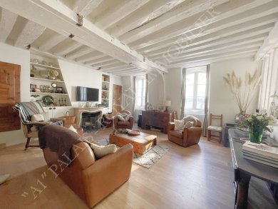 Paris 1er – Saint-Honoré / Saint-Eustache
Appartement familial de caractère - 4 chambres
Traversant sur rue calme et sur large cour
4ème étage - Bel immeuble XVIIIème siècle - Photo 1